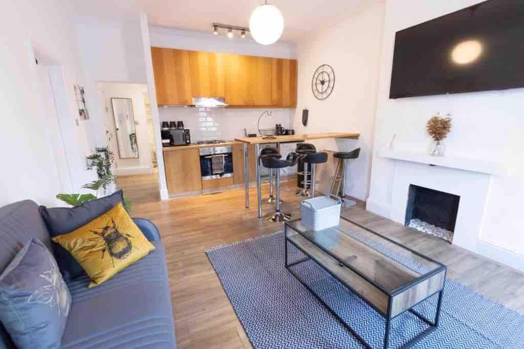 Lovely 2 Bedroom Apartment In Chelsea Sw3 Londra Esterno foto